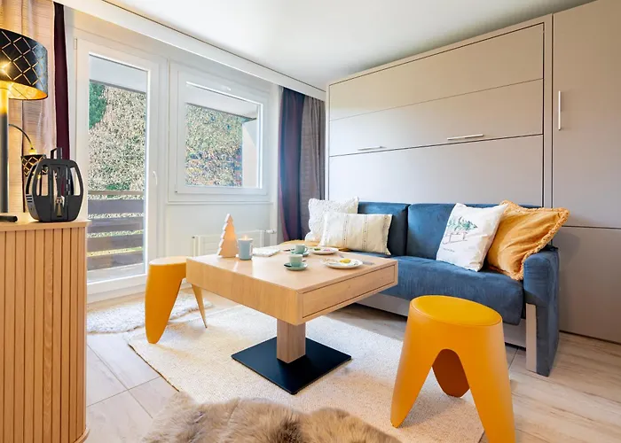Appartement Superbe Au Pied Des Pistes Avec Piscine *
