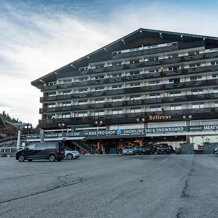 Superbe Au Pied Des Pistes Avec Piscine Apartman